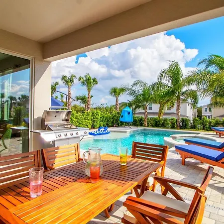 Encore Resort 6 Bedroom Vacation Home With Pool